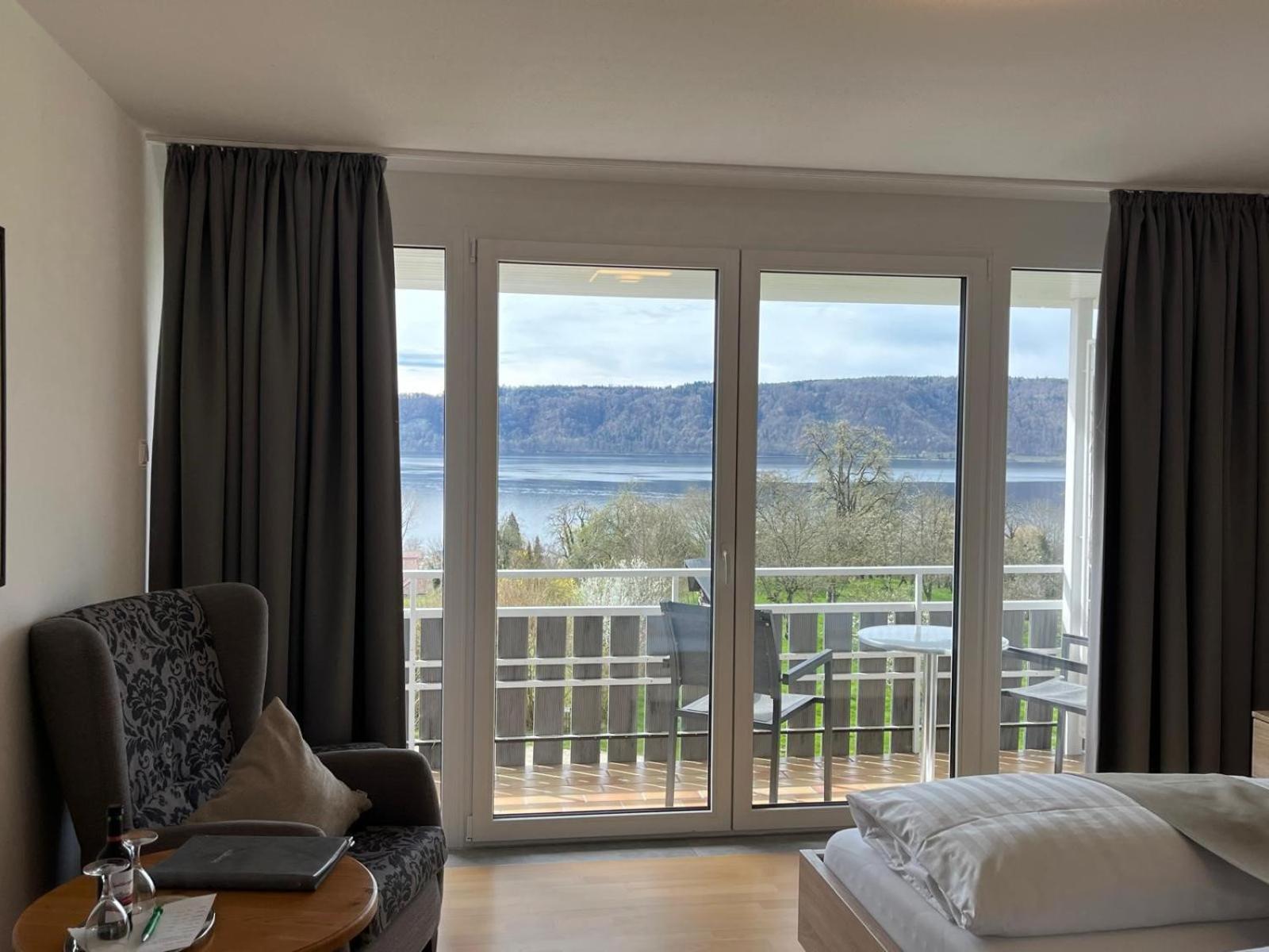 Hotel Landhaus Sternen Sipplingen Buitenkant foto