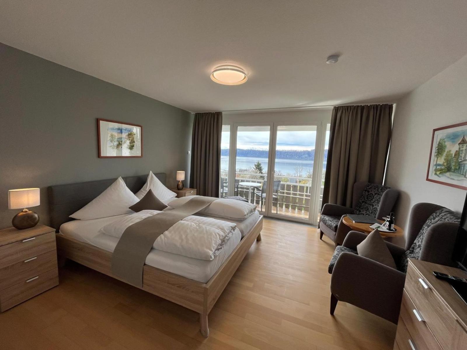 Hotel Landhaus Sternen Sipplingen Buitenkant foto