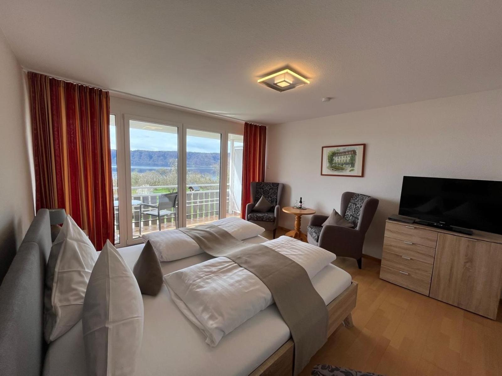 Hotel Landhaus Sternen Sipplingen Buitenkant foto